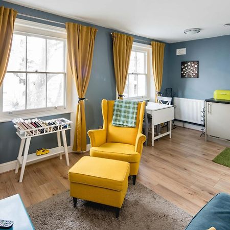 Superb 1Bd Flat In The Heart Of Camden Town Daire Londra Dış mekan fotoğraf